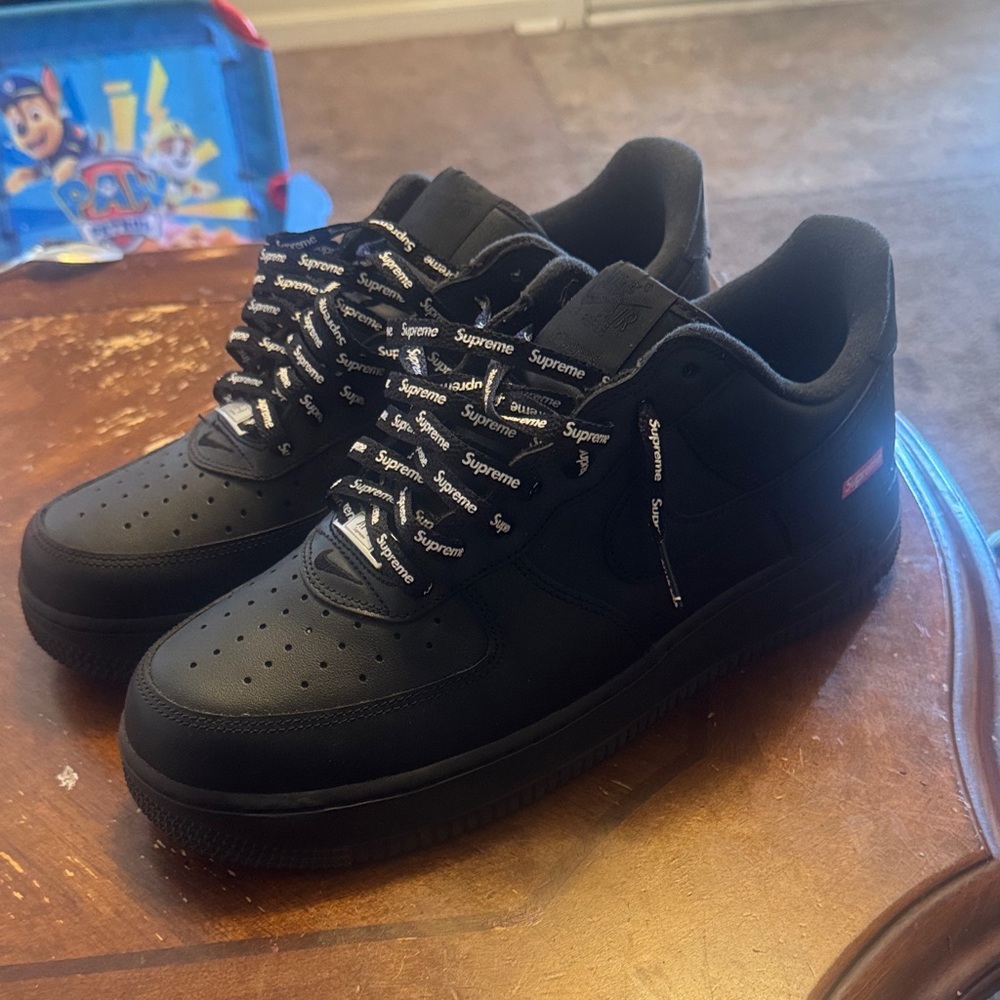 Supreme Black Sneakers with Logo Laces